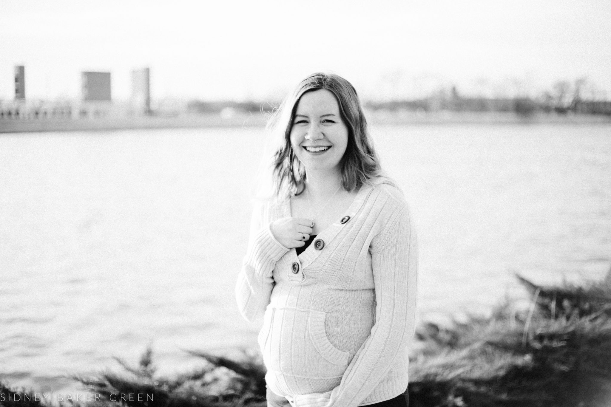 Black and white maternity Photos